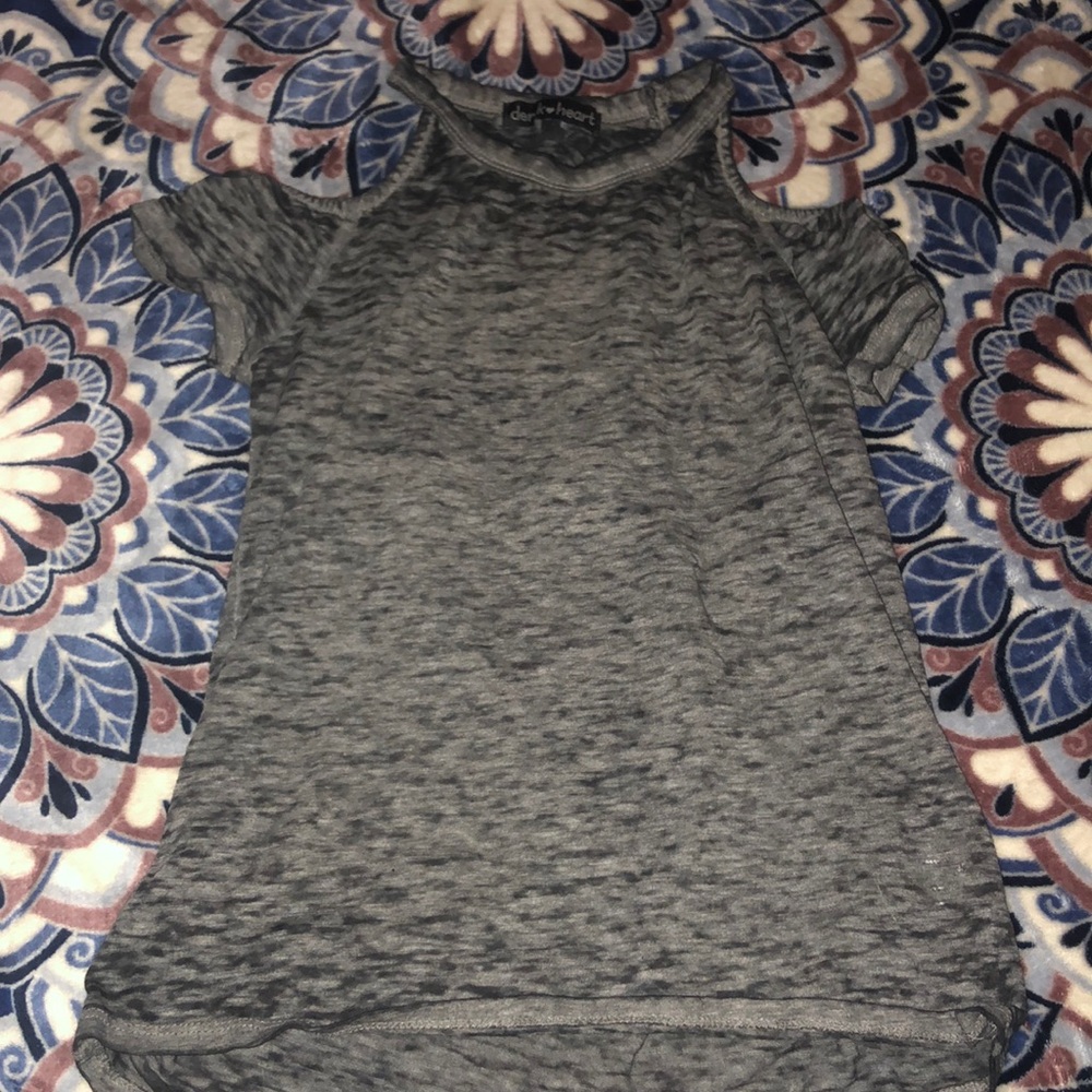 A off the shoulder tank top gray top